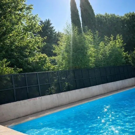 Lejlighed T2 Avec Piscine Et Parking *